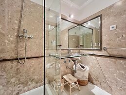 Vilamoura Deluxe Villa by Homing