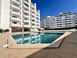 Albufeira Town Apartment by Homing