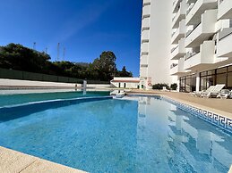 Albufeira Town Apartment by Homing