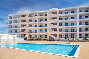 Lagos Marina View 2 With Pool by Homing