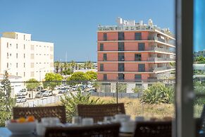 Lagos Marina View 2 With Pool by Homing