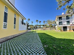 Vilamoura Sunny Garden by Homing
