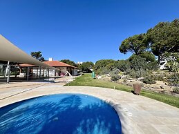 Vilamoura Sunny Garden by Homing