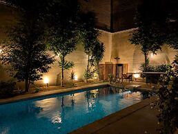 Layla Hostel