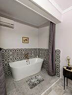 Layla Hostel