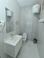 Oasis Suite Hotel Apartments