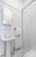 Clifton Villa Hotel