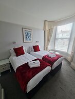 Clifton Villa Hotel