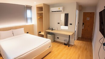 V1 BOUTIQUE HOTEL