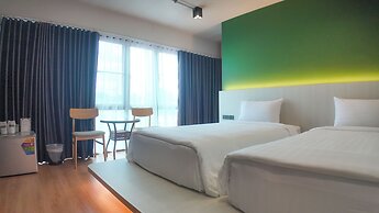 V1 BOUTIQUE HOTEL