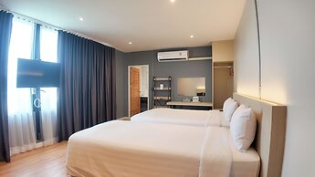 V1 BOUTIQUE HOTEL