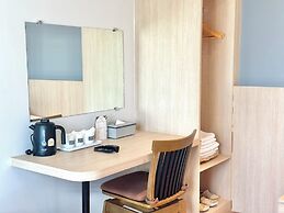 V1 BOUTIQUE HOTEL