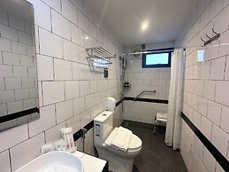 V1 BOUTIQUE HOTEL