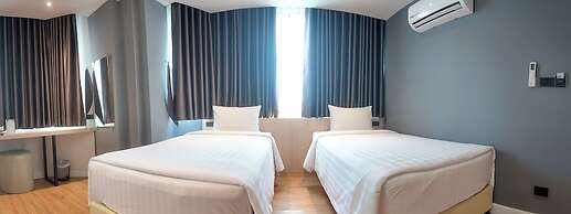 V1 BOUTIQUE HOTEL