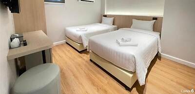 V1 BOUTIQUE HOTEL