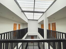 V1 BOUTIQUE HOTEL