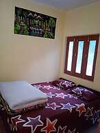 Shri Narayan Tourist Lodge