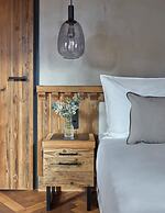 Miiro The Mansard