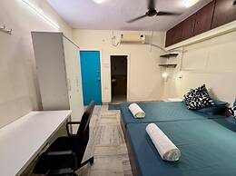 Locomo Hostel Mini - 9 mins from airport
