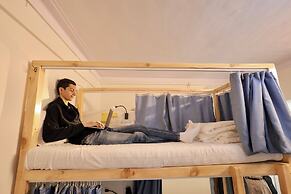 Locomo Hostel Mini - 9 mins from airport