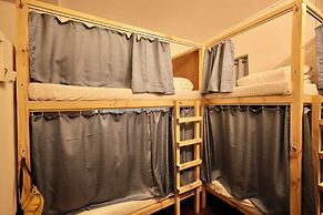 Locomo Hostel Mini - 9 mins from airport