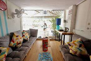 Locomo Hostel Mini - 9 mins from airport