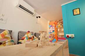 Locomo Hostel Mini - 9 mins from airport
