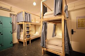 Locomo Hostel Mini - 9 mins from airport