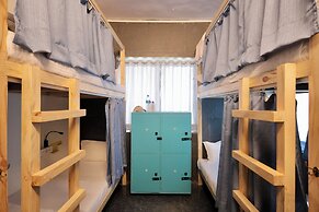 Locomo Hostel Mini - 9 mins from airport
