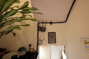 Locomo Hostel Mini - 9 mins from airport