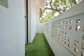 Locomo Hostel Mini - 9 mins from airport