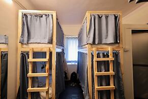 Locomo Hostel Mini - 9 mins from airport