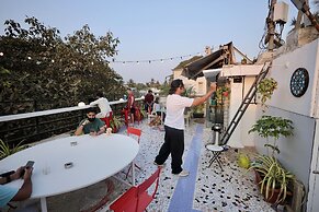 Locomo Hostel Mini - 9 mins from airport