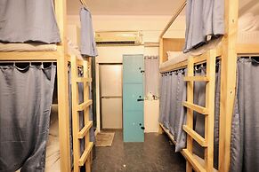 Locomo Hostel Mini - 9 mins from airport