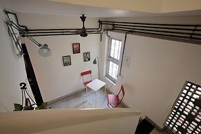 Locomo Hostel Mini - 9 mins from airport