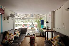 Locomo Hostel Mini - 9 mins from airport