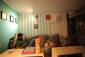Locomo Hostel Mini - 9 mins from airport