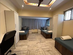 Locomo Hostel Mini - 9 mins from airport