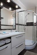 Malibu Grand Royale – Luxury Group Villa