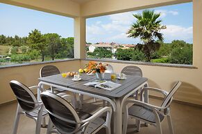 Malibu Grand Royale – Luxury Group Villa