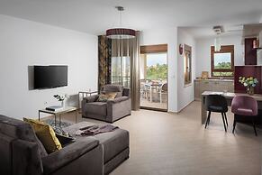 Malibu Grand Royale – Luxury Group Villa