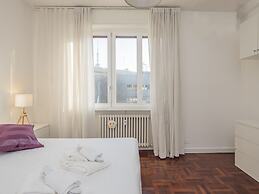 San Siro 3 Bedroom apt With Balcony