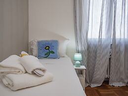 San Siro 3 Bedroom apt With Balcony