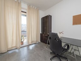 San Siro 3 Bedroom apt With Balcony