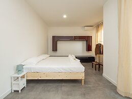 San Siro 3 Bedroom apt With Balcony