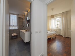 San Siro 3 Bedroom apt With Balcony