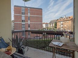 San Siro 3 Bedroom apt With Balcony