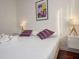 San Siro 3 Bedroom apt With Balcony