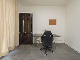 San Siro 3 Bedroom apt With Balcony