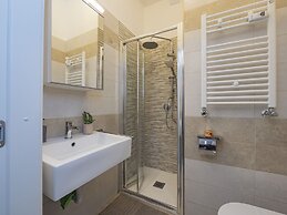 San Siro 3 Bedroom apt With Balcony